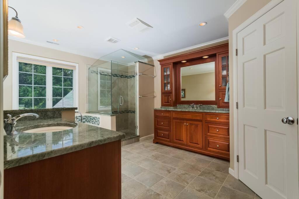 Serenity Manor In Scenic Weston Near Westport, Ct المظهر الخارجي الصورة