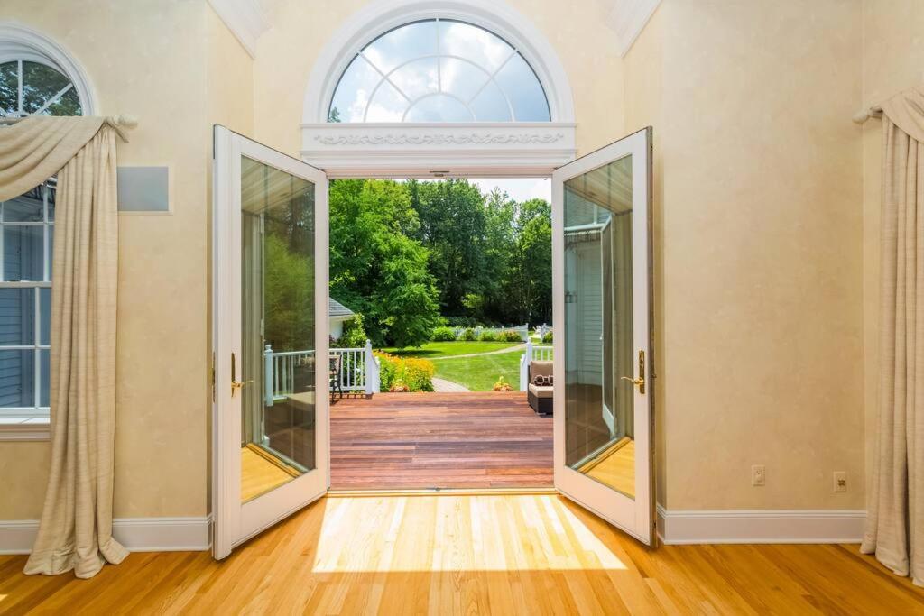Serenity Manor In Scenic Weston Near Westport, Ct المظهر الخارجي الصورة