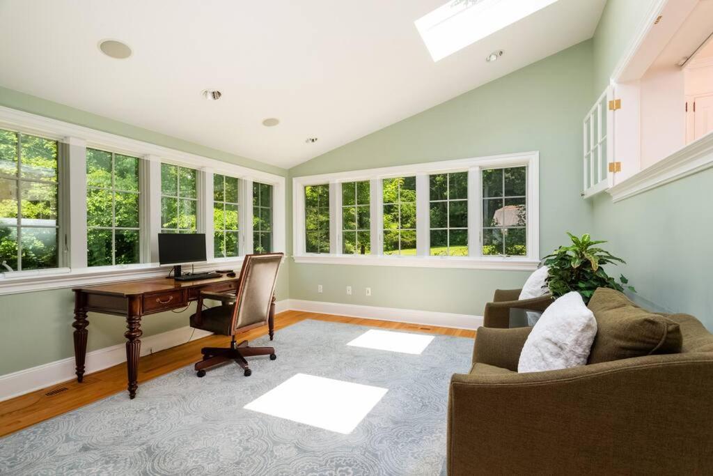 Serenity Manor In Scenic Weston Near Westport, Ct المظهر الخارجي الصورة